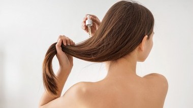 Trattamenti per i capelli dopo l'estate: 8 consigli per il ripristino della bellezza naturale dei tuoi capelli